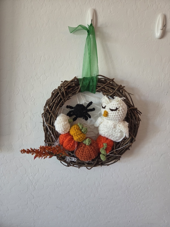 Other - Handcrafted 14in White Owl & Pumpkin Fall Wreath with Green Ribbon